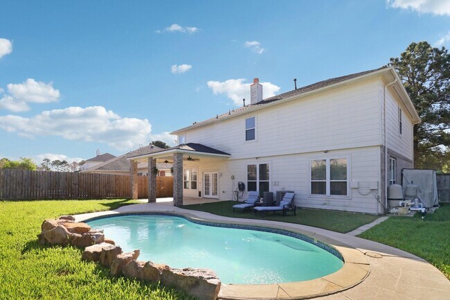 Building Photo - 16546 Cypress Thicket Dr