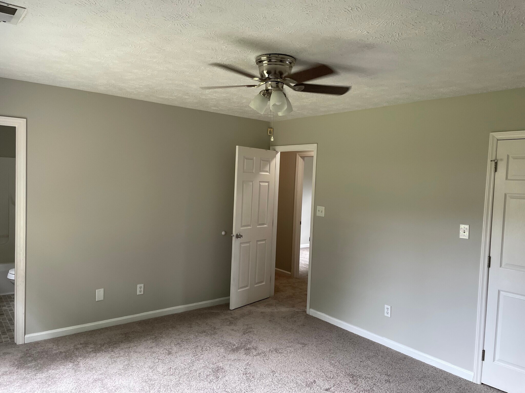Master Bedroom - 5503 Heather St