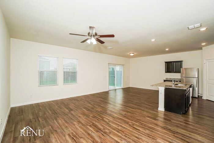 Building Photo - 5015 Firefly Hls