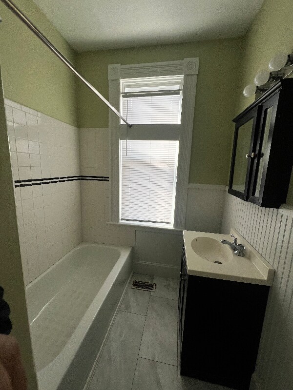 Building Photo - 297 Point St