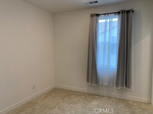 Building Photo - 502 Tamarind Way