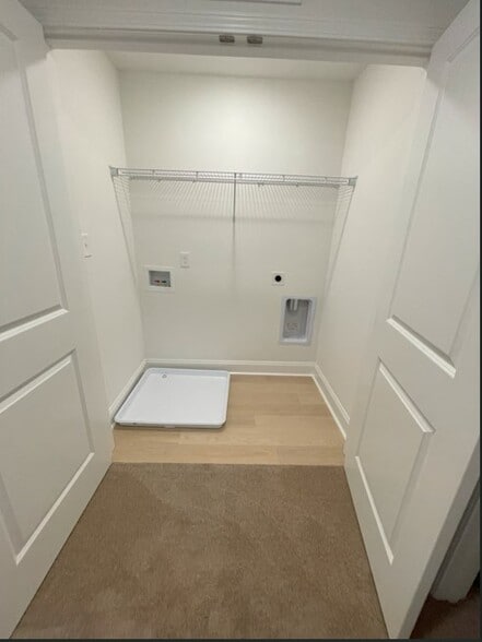 Laundry area - 1825 Bennett Vlg Dr
