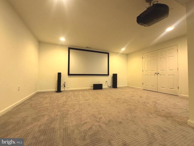Building Photo - 148 Grissom Dr