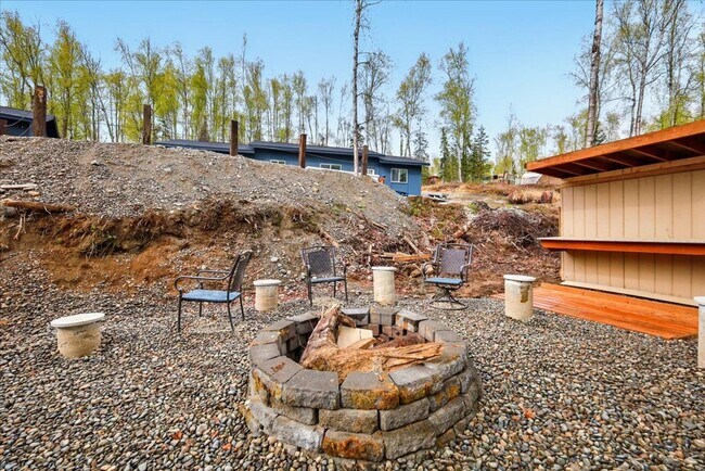 Building Photo - 8561 W Cormorant Way