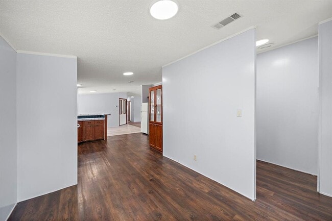 Building Photo - 16504 Brittany Way