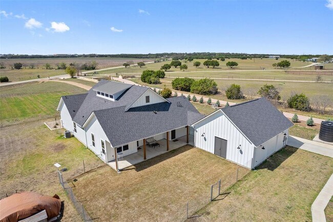 Building Photo - 200 Co Rd 246