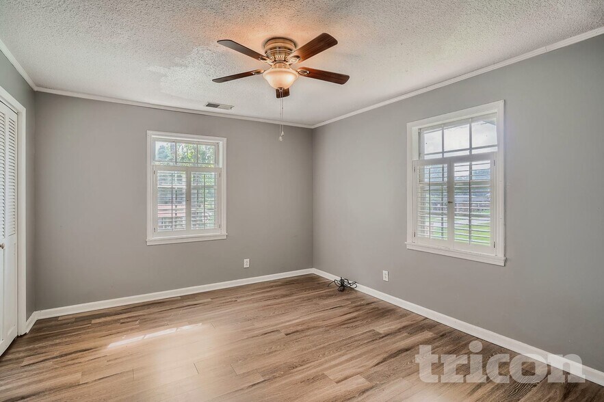 Building Photo - 114 Grassdale Rd