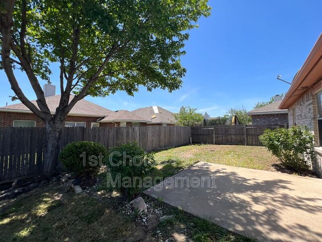 Building Photo - 5432 Beaver Ridge Dr