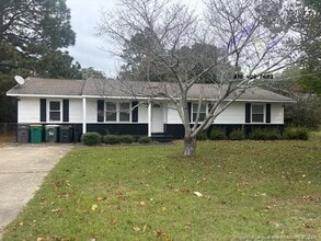 Building Photo - 6075 Lexington Dr