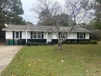 Building Photo - 6075 Lexington Dr