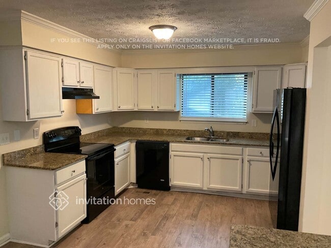 Building Photo - 505 Southmoor Cir