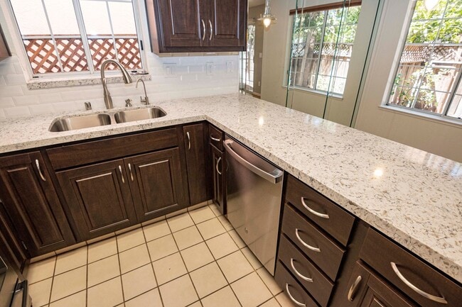 Building Photo - 2801 Cozumel Cir