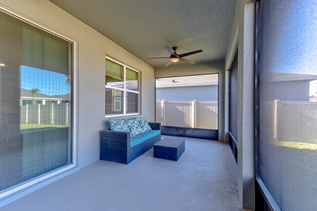 Building Photo - 339 Barebow Ln