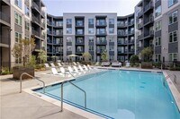 Building Photo - 3108 McGinnis Ferry Rd