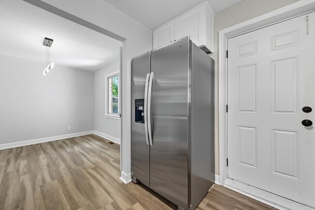 Building Photo - WELCOME TO WILLOUGHBY TERRACE!!!