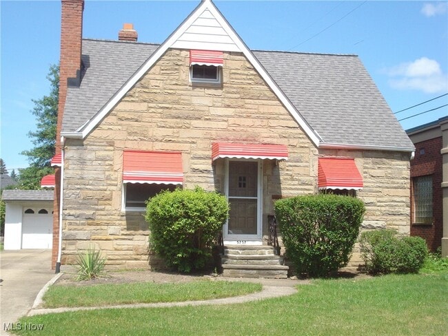 Building Photo - 5757 Mayfield Rd
