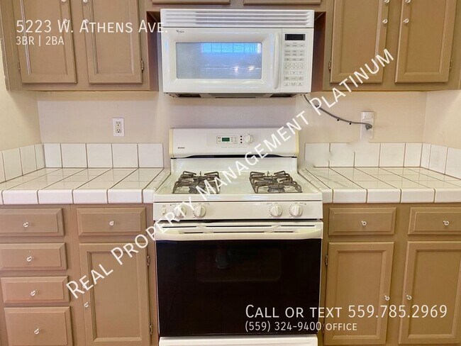 Building Photo - $2,195 Millburn & Alluvial 3 Bedroom W. At...