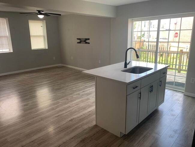 Building Photo - Future Rental! 3 Bed/2 Bath, Fenced Yard, Storage-York City SD