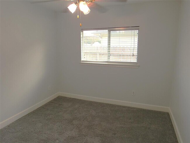 Building Photo - 21722 Prairie Spring Ln