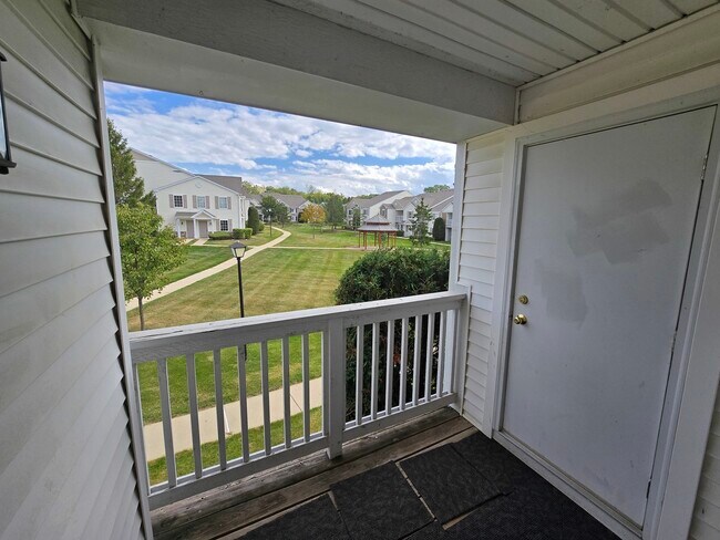 Building Photo - 1531 Silverstone Dr