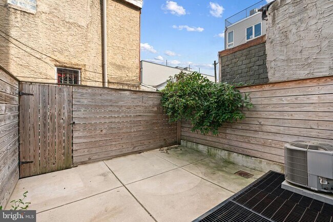 Building Photo - 1315 N 25th St