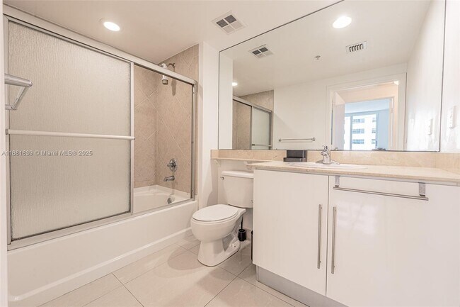 Building Photo - 335 S Biscayne Blvd