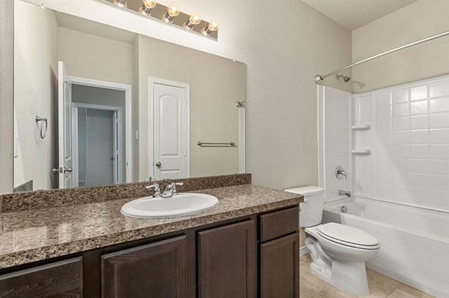 Building Photo - 8301 Windsor Forest Dr