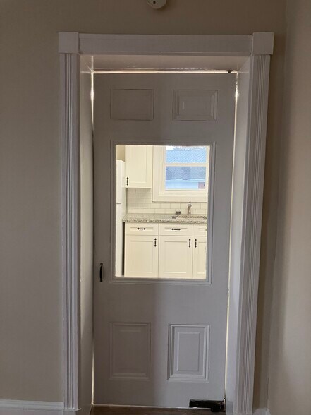 Baker's Door to Kitchen - 1511 Spring Ave