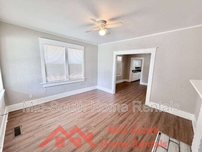 Building Photo - 793 Inez St