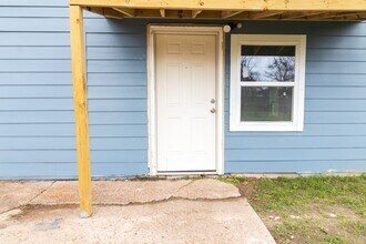 Building Photo - 3615 Legion St