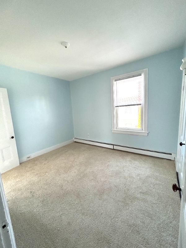 Building Photo - 121 Grove St