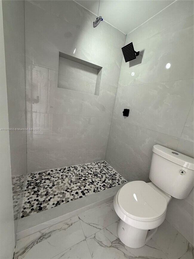 Building Photo - 9824 SW 26th Terrace