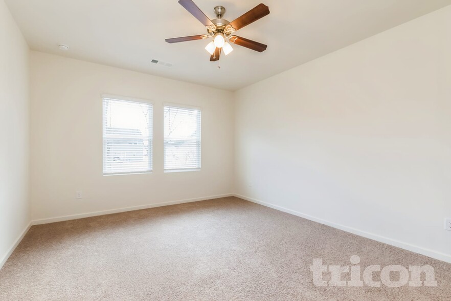 Building Photo - 21 Tabasco Cat Ct