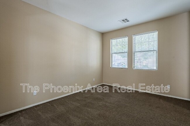 Building Photo - 43476 Caven Dr