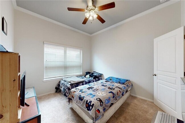 Building Photo - 2507 Hailes Ln