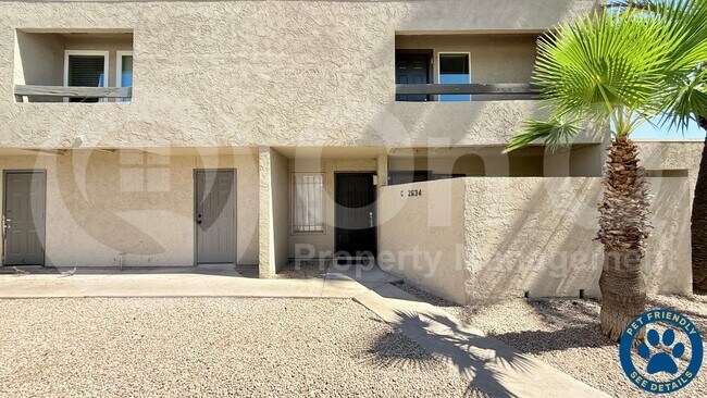 Primary Photo - 2634 N 43rd Ave