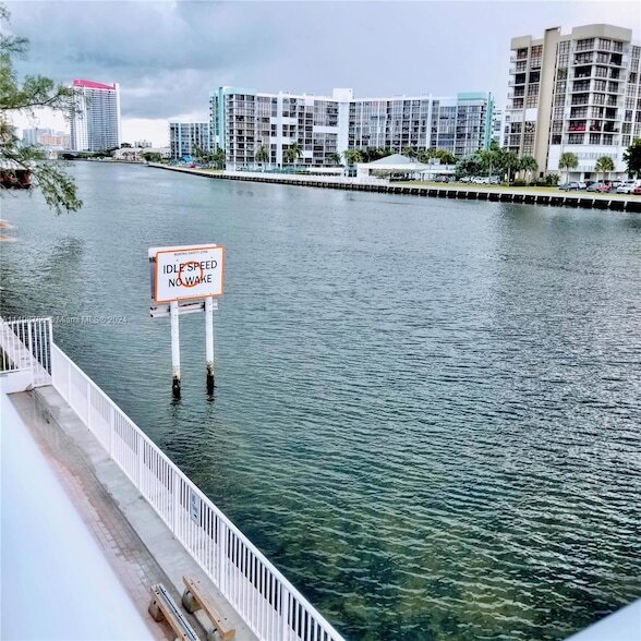 Building Photo - 3000 S Ocean Drive Unit 510