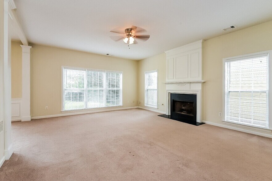 Building Photo - 410 Citronelle Dr
