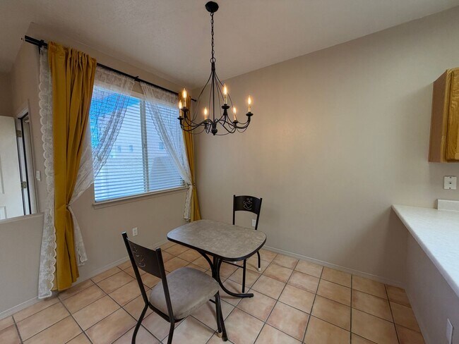 Building Photo - 4516 Holiday Breeze Pl NE