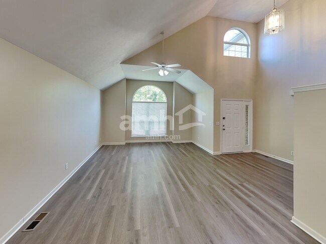 Building Photo - 6641 Sugar Valley Dr