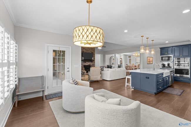 Building Photo - 112 Summer Walk Ln