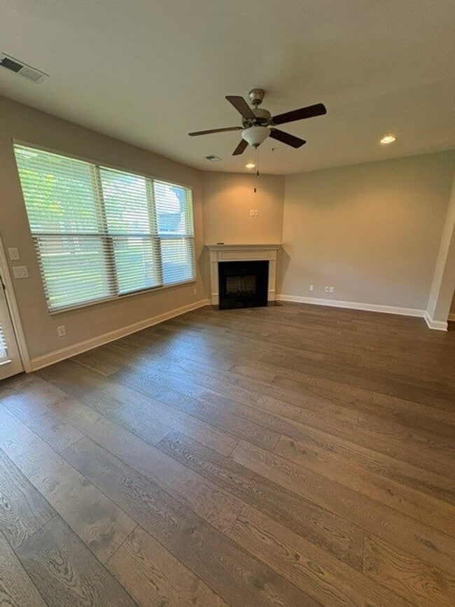 Building Photo - NOW AVAILABLE IN BRIDGEMILL - TOWNHOME