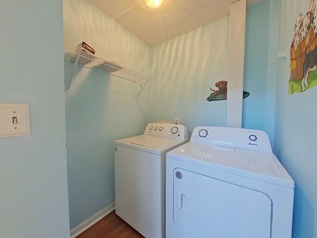 Building Photo - Two Bedroom Townhome in the Heart of Grovetown!