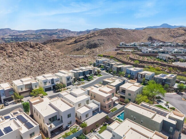 Building Photo - 813 Horizon Canyon Dr