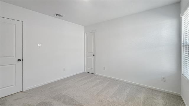 Building Photo - 628 Haskell Dr