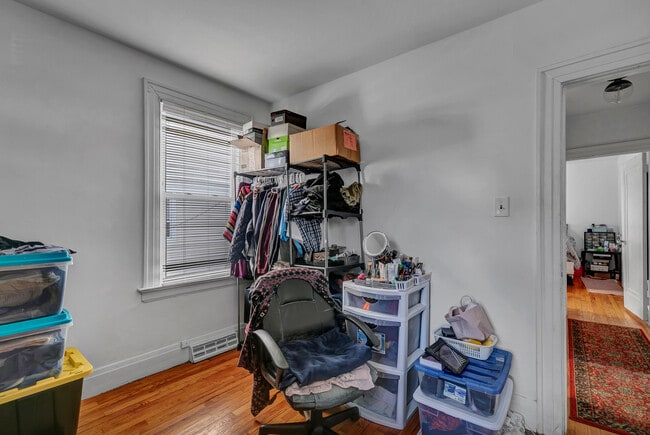 Building Photo - 68 Sheldon Terrace