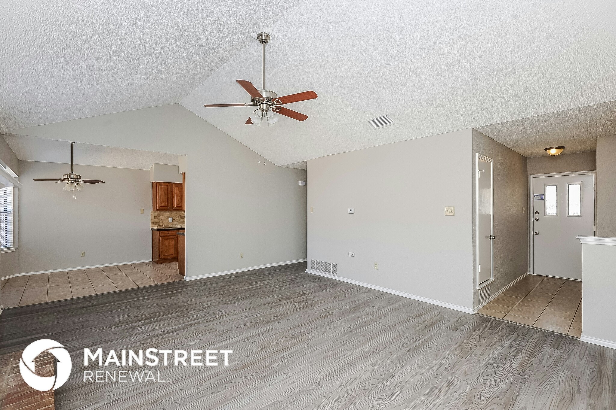 Building Photo - 1024 Green Ridge Terrace