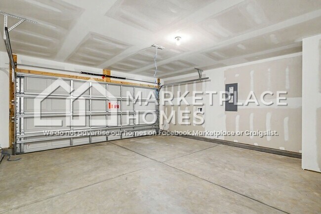 Building Photo - 183 Birchwood Dr