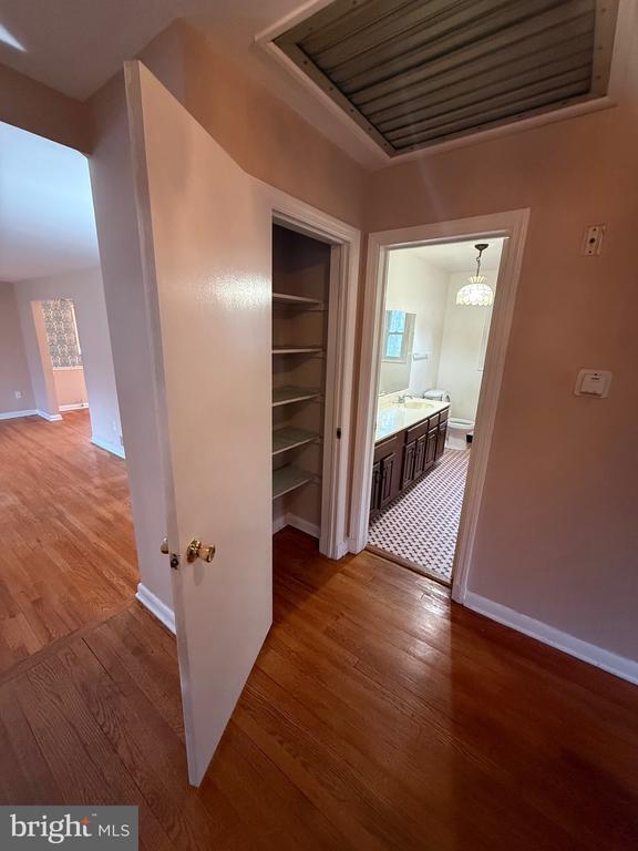 Building Photo - 7804 Temple St