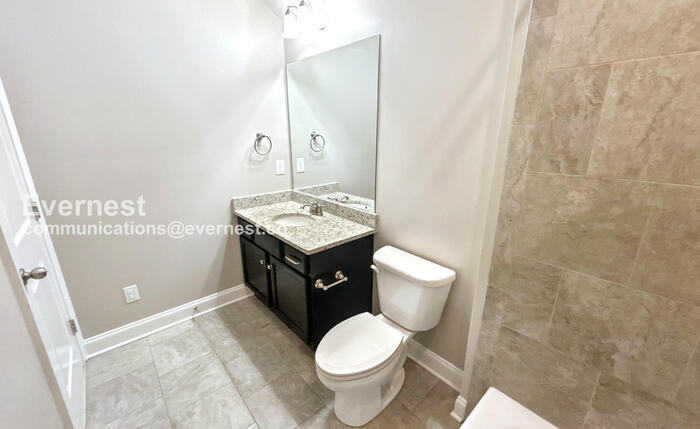 Building Photo - 147 Hobbs Dr